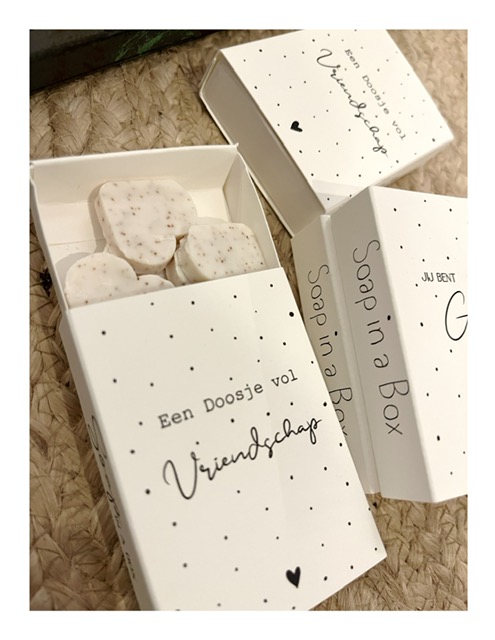 HOW LOVELY soap in a box, vriendschap