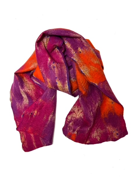 Oranje roze shawl van gevilte wol