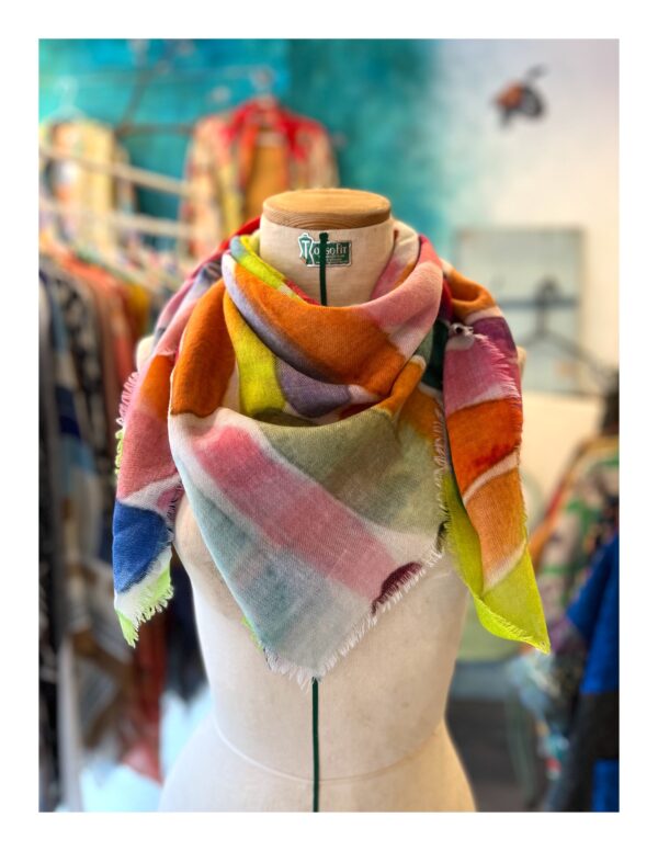vrolijke vierkante sjaal van Otracosa