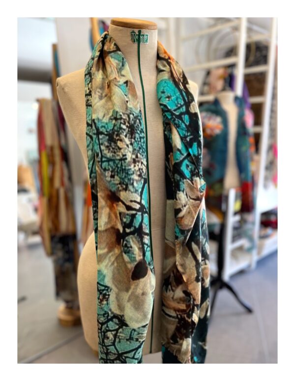 Otracosa kunst shawl met de amandel bloesem