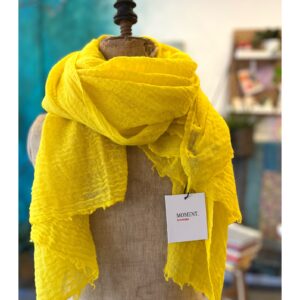 Zachte Moment Amsterdam sjaal van wol in geel