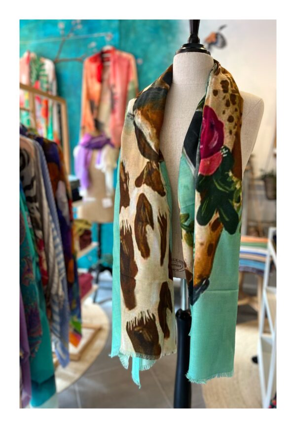 groene Otracosa shawl met giraf