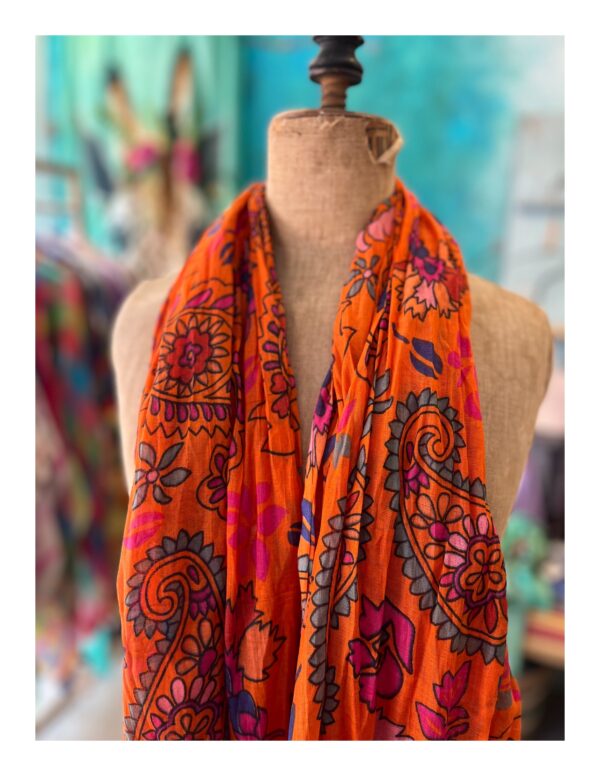Oranje zomer sjaal en pareo van katoen