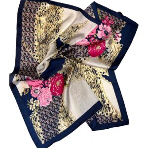 Klein blauw sjaaltje in French style met roze bloemen