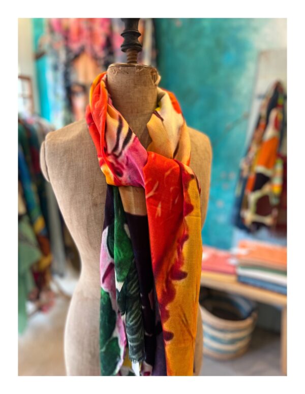 gekleurde Otracosa art shawl van Matisse