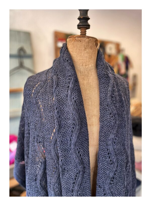 Jeans blauwe gebreide shawl en omslagdoek