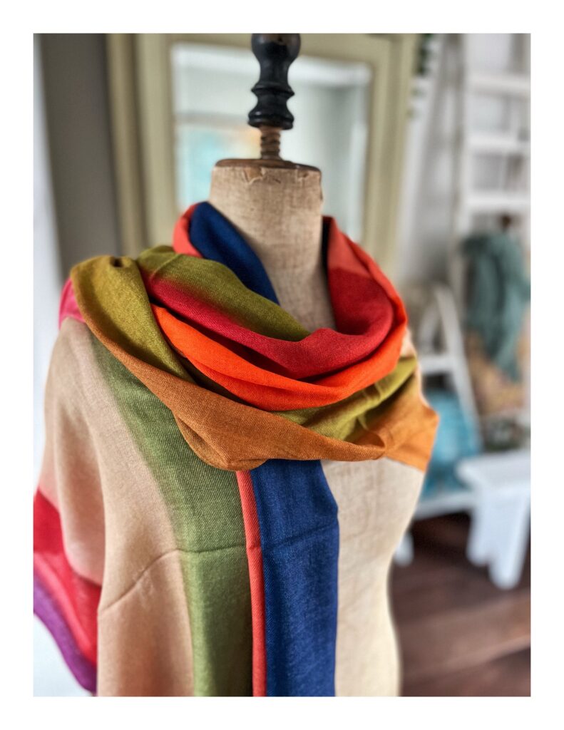 Gestreepte Otracosa sjaal van wol met zijde