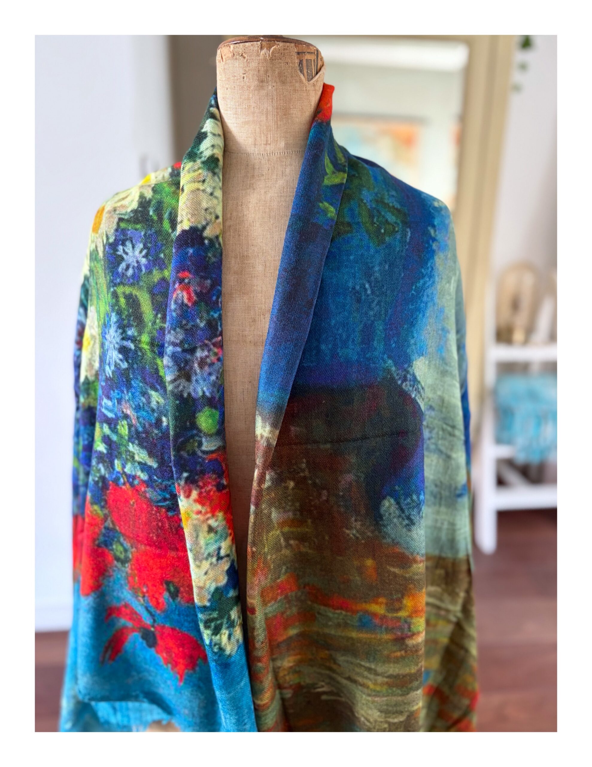 Wol met zijde art sjaal Van Gogh blauw - bloemenstilleven met klaprozen